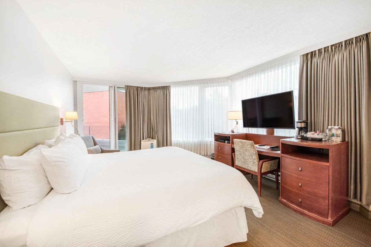 Victoria Regent Waterfront Hotel & Suites Dış mekan fotoğraf